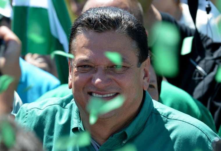 “Quien decida respaldar a Johnny Araya no está con mi candidatura”, dice Álvaro Ramos
