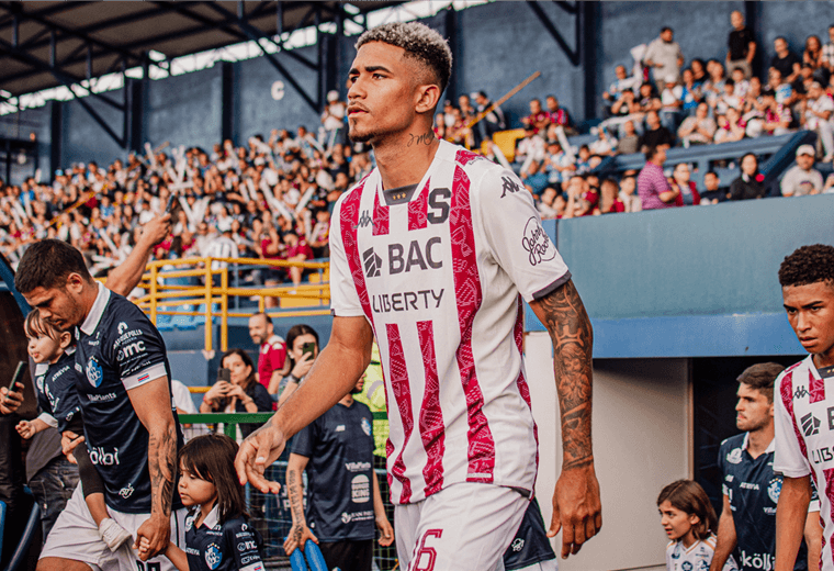 Saprissa anuncia sus dos primeras salidas