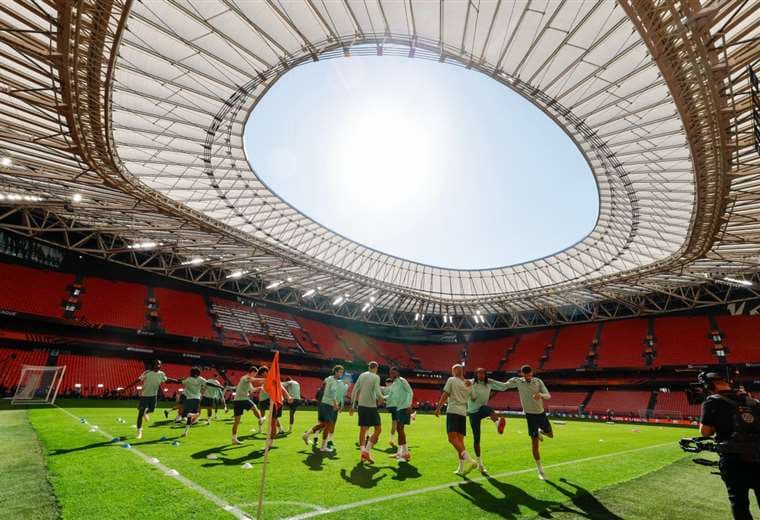 Manchester United-Tottenham, con más que un título europeo en juego