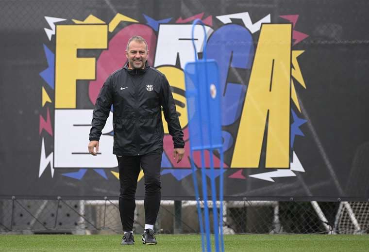 Hansi Flick renueva como entrenador del Barcelona hasta 2027