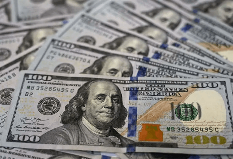 ¿Seguirá el dólar bajo hasta 2026? Banco Central responde al ministro de Turismo