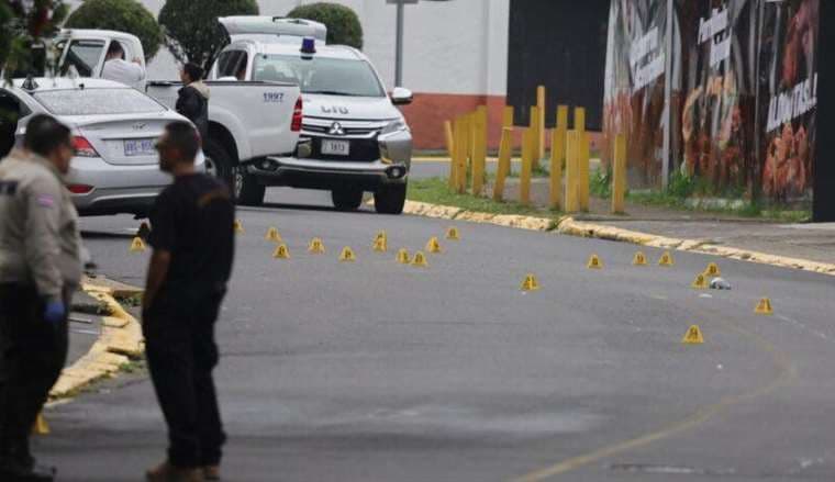 Sicarios desatan terror en Hatillo al fallar tiros contra víctima y herir a cuatro inocentes