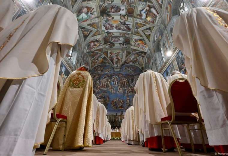 Vaticano: arzobispo francés lidera comisión contra pedofilia