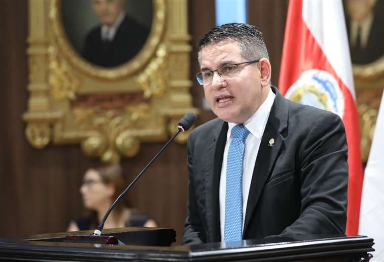 Fabricio Alvarado confirma que buscará la Presidencia por tercera vez